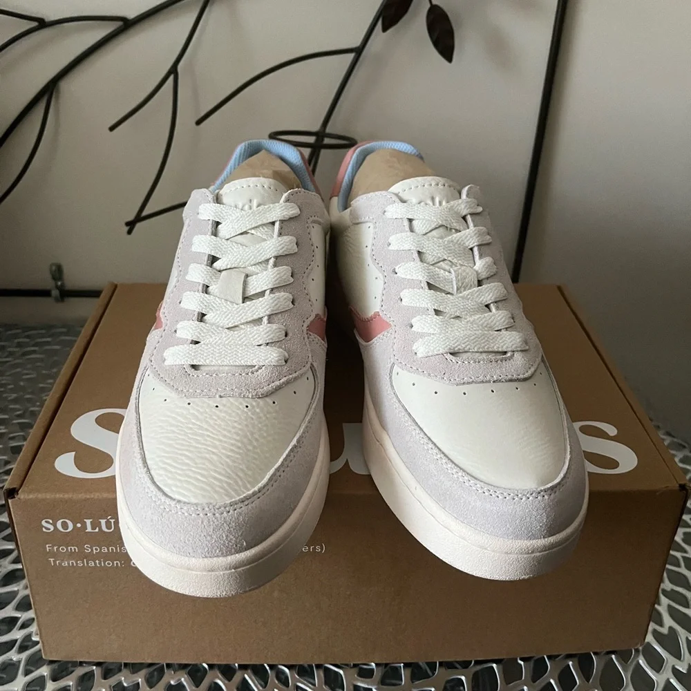 Soludos Roma Leather Lace Up Sneakers Size 8 White Pink Lt Blue New in Box
